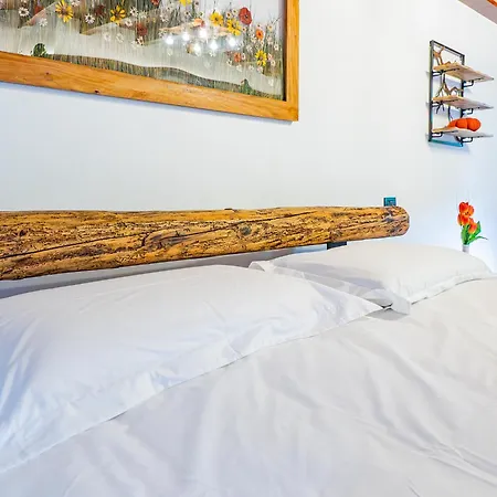 Privatunterkunft La Corte Dei Tre Nidi Albavilla