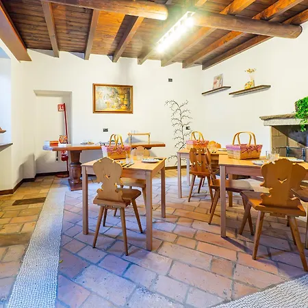 בית אירוח La Corte Dei Tre Nidi Albavilla