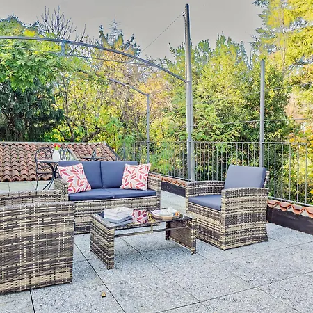 Privatunterkunft La Corte Dei Tre Nidi Albavilla